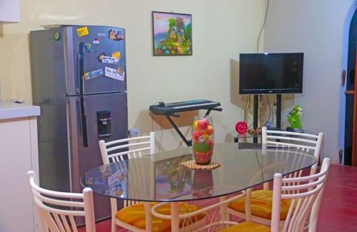 Tarapoto House | CASA GRAU, with 4 rooms with own bathroom, comfortable, central and safe.