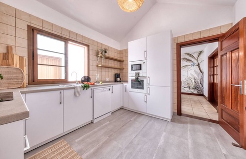 Puerto Calero Ski Chalet | Casa Guayre - Private Pool, BBQ, Air-Con and Ping-Pong By Lanzarote Vacation Homes