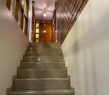 Independencia House | Casa Hospedaje “YURAQ WASI”