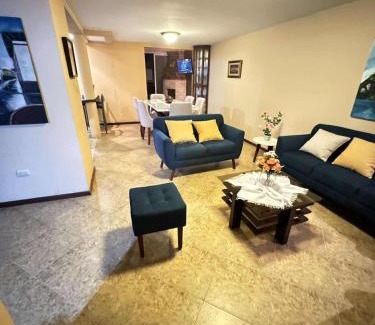 Cuenca House | Casa Ideal