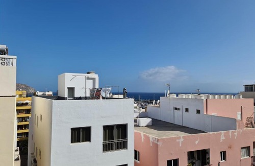 Los Cristianos Apartment | Casa Iglesia only 200 meters to the sea, balcony, sea view, air conditioning