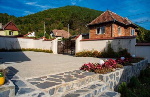 Gales House | Casa Ilies