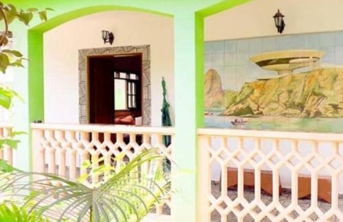 Itaquanduba House | Casa inteira para até 16 pessoas no Centro de Ilhabela