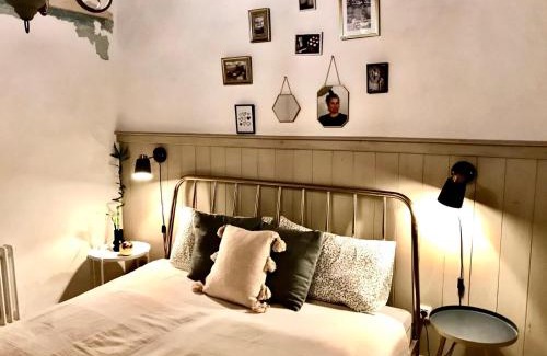 Castelnuovo di Val di Cecina House | Casa di pietra