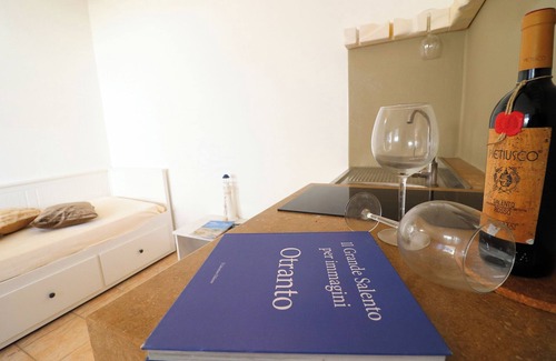 Castromediano House | Casa Italia Residence Torre Santo Stefano in Otranto 3 Places