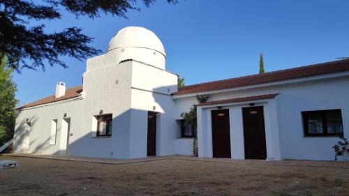 Las Navas Del Marques House | Casa Jardín El Colmenar