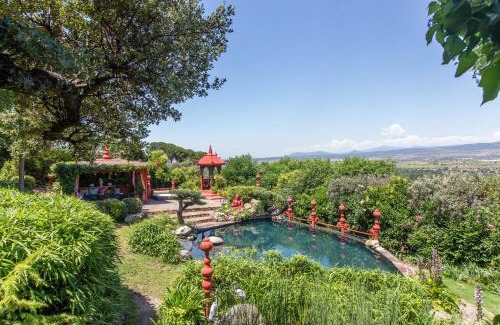 Santa Cruz del Retamar House | Casa Jardín Oriental