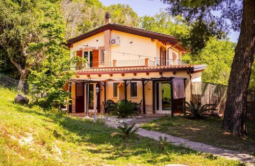 Lapedona Bed & Breakfast | Casa Jo - Country Home with Sea View and 3 Private Ensuite Rooms