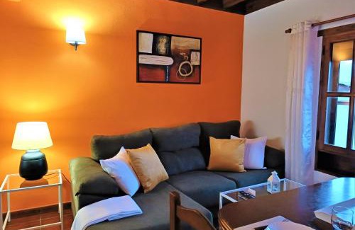 Triquivijate House | Casa La Molina- A