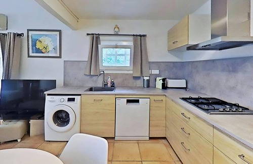 Aramon Apartment | CASA-La Solatine loft cosy & piscine