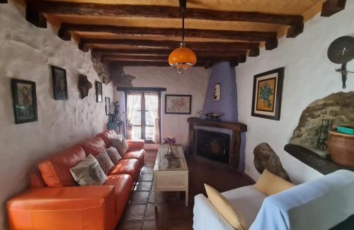 Benarraba House | Casa La Yedra by CasaTuristica
