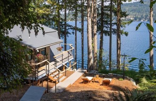 Sudden Valley House | Casa Las Nubes NEW! Whatcom Lakefront Cabin/HotTub