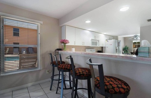 Caloosahatchee Apartment | Casa Laura Unit B - Lake Louise with a private pool