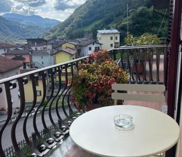 San Pellegrino Terme Apartment | Casa Lella