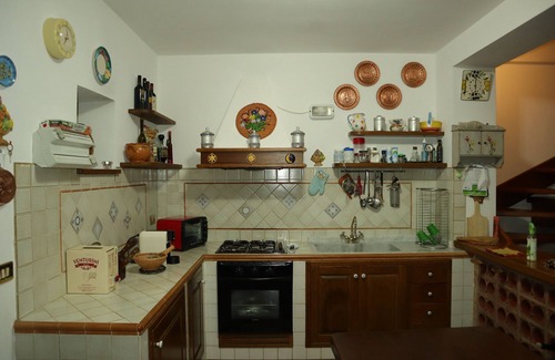 Stazzema House | Casa Linda a window to the sea