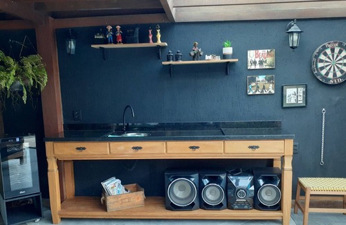 Guapimirim House | Casa Linda e Aconchegante Com Piscina, Churrasqueira, Sinuca, Wi-fi