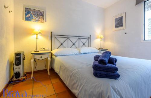 Cadaques Apartment | Casa Llúcia - Check-out 1 pm I 3' playa I planta baja I céntrico I equipado