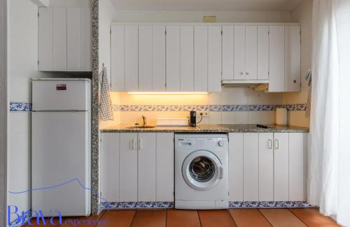 Cadaques Apartment | Casa Llúcia - Check-out 1 pm I 3' playa I planta baja I céntrico I equipado