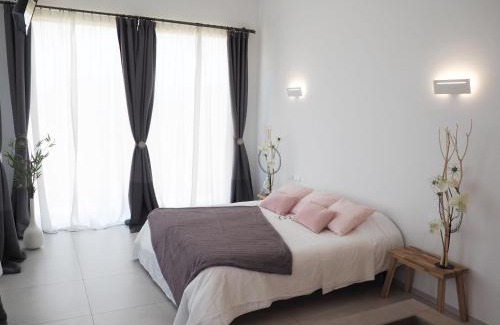 Begur Villa | Casa Lou, architect villa with heated pool at Begur, 470m2