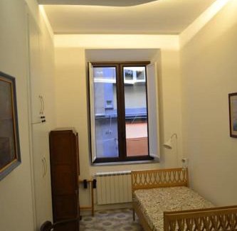 Quartieri Spagnoli Apartment | Casa Luciano al San Carlo