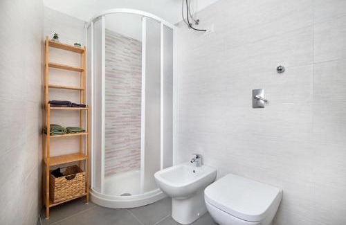 Novara Apartment | Casa Luna - Appartamento vicino al centro