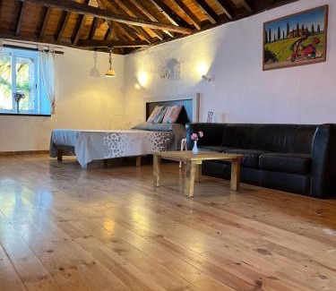 Santa Ursula House | Casa Lupe