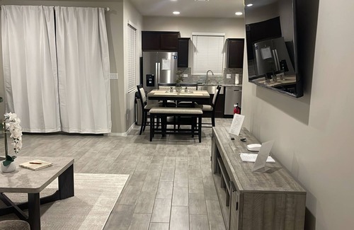 Rio Rancho House | Casa Madera: tu hogar lejos de casa