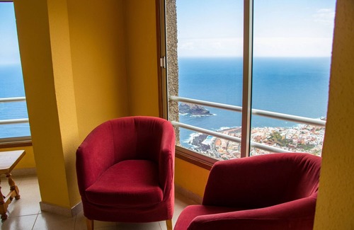 El Tanque Apartment | Casa Mara Tenerife - Three-bed Apartment with Ocean View
