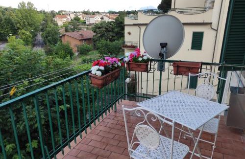 Castel del Piano Apartment | CASA MARIA Castel del Piano appartamento vista montagna in zona centrale