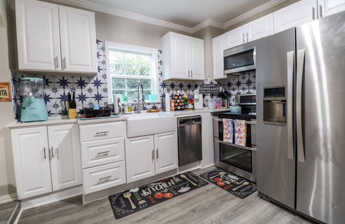 Greensboro Cottage | ⭐️CASA MARIA⭐️⛳️📚🏥🏟🌮🐕