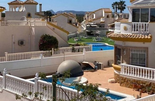 Pinar de Campoverde House | Casa Mariposa