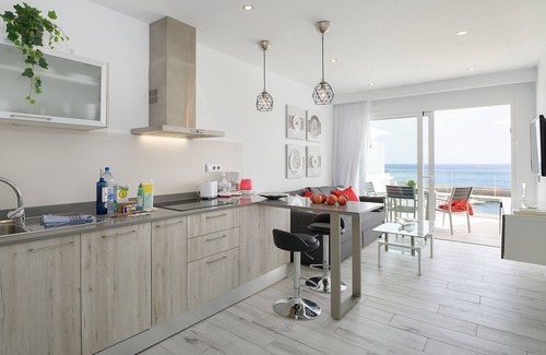 Puerto del Carmen Ski Chalet | Casa Mercedes, Apartment 3