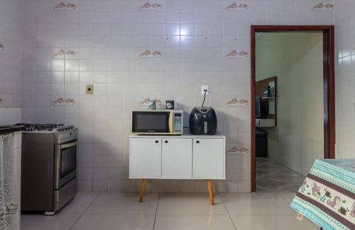 Ocian House | Casa na Praia Grande com Churrasqueira e Quintal