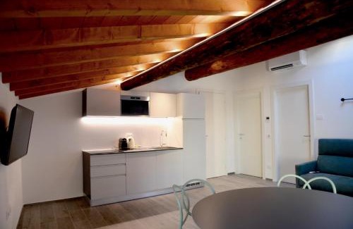 Lazise Old Town Apartment | Casa Narciso