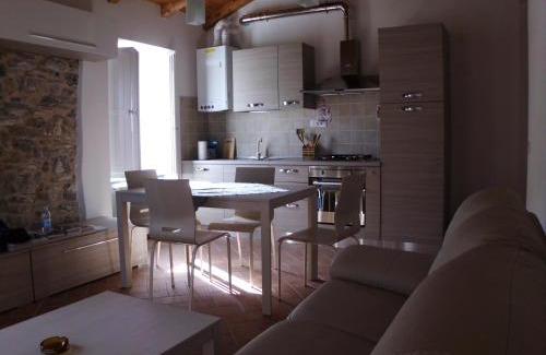 Beverino House | Casa Natale