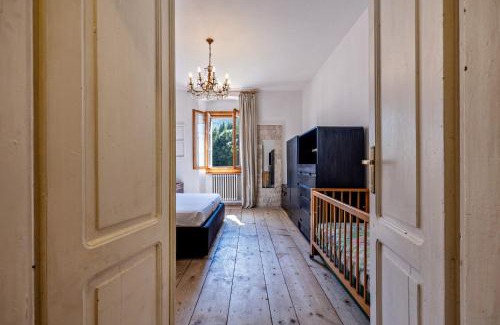 Sella Giudicarie Apartment | Casa nel Borgo Iris