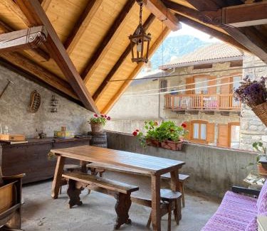 Borno House | Casa nel centro storico di Borno