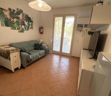 Isola delle Femmine Apartment | casa NiKa a 150 mt dal mare