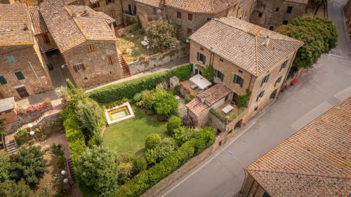 Castelmuzio Villa | Casa Nobile - Luxury Villa in Val D'Orcia - Authentic Tuscany Living