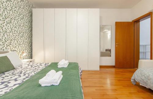 Vicenza Apartment | CASA OLIVIA Private garden & Parking