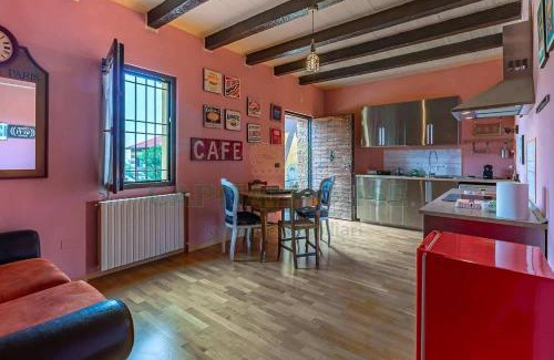 Castel San Pietro Terme Apartment | Casa Particular luxury appartment