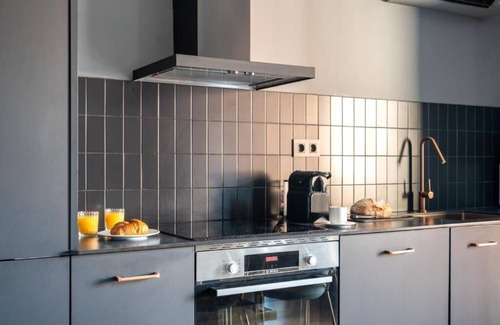 La Nova Esquerra de l'Eixample Apartment | CASA PERE BRIAS, a Modernist Jewel Building!