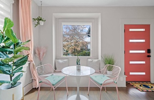 Capitol Hill House | Casa Picasso in North Capitol Hill- Rose Period