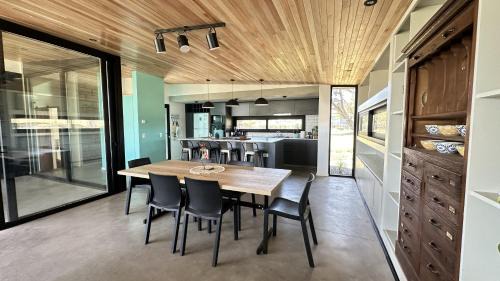 Colonia Chapadmalal House | Casa PIT - Casa En Barrio Privado San Benito, Chapadmalal Para 6 PAX Con Pileta - Hola Sur