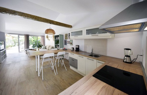 Puerto de la Cruz House | Casa Pitera - cozy bungalow in a well-kept residential area in La Paz.