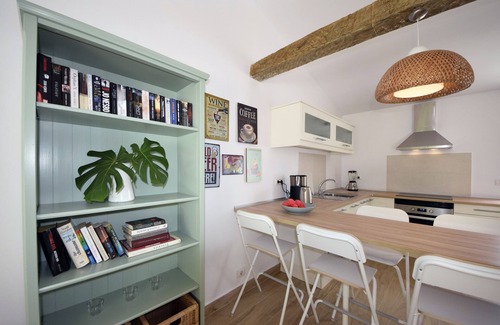 Puerto de la Cruz House | Casa Pitera - cozy bungalow in a well-kept residential area in La Paz.