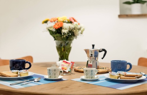 Quartieri Spagnoli Apartment | Casa Plebiscito - 2 bedroom flat in the heart of Naples