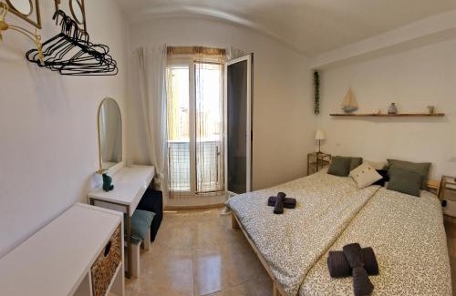 Castillo del Romeral House | Casa Polita