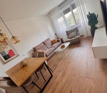 Gallarate Apartment | Casa Pradisera