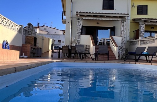 L'Escala House | "CASA PUIG"6/7 pax.Private pool,Free Air Conditioning/Heat,Wifi,Sheets/Towels.